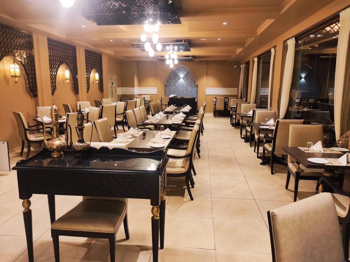 The Pavillion Hotel Kolhapur Dış mekan fotoğraf